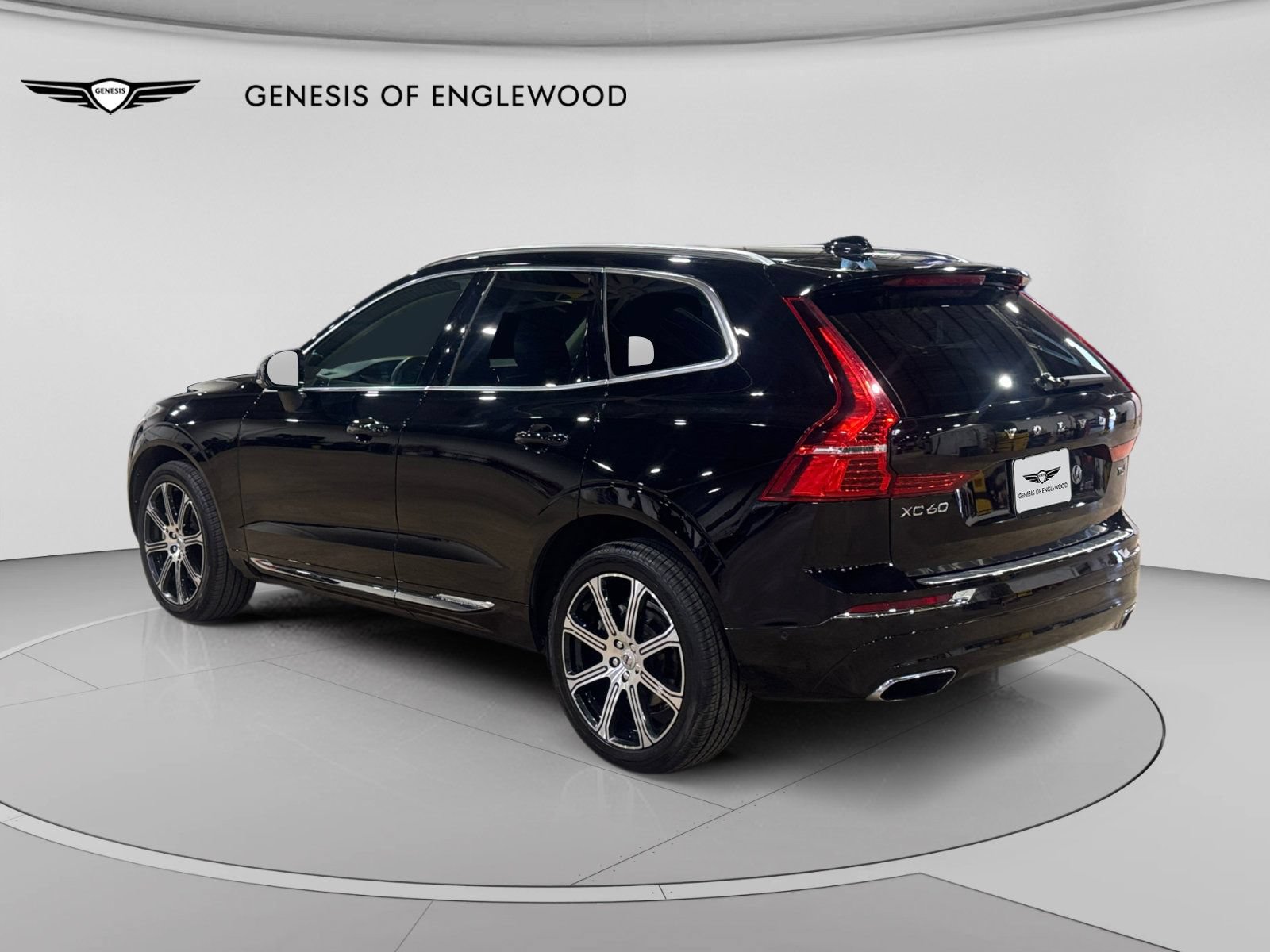 Used 2018 Volvo XC60 T6 Inscription w/ Convenience Package AWD/4WD image 9