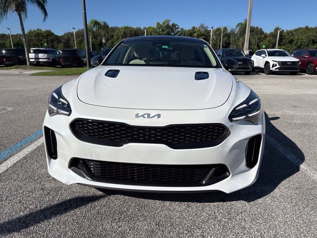 Used 2022 Kia Stinger GT-Line w/ Sun & Sound Package RWD image 2