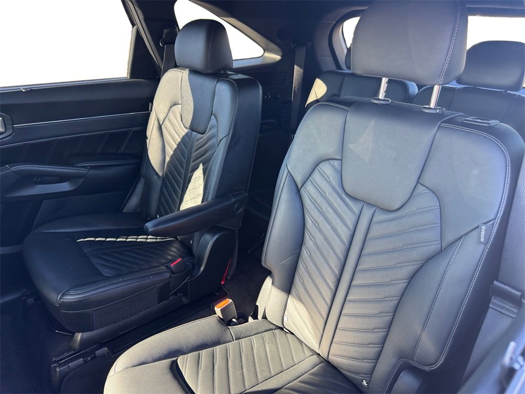 Used 2025 Kia Sorento SX Prestige image 13