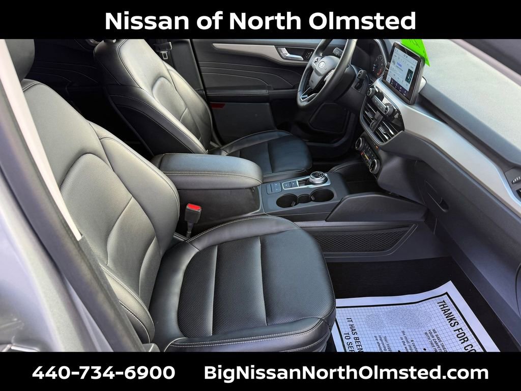 Used 2022 Ford Escape SEL image 25