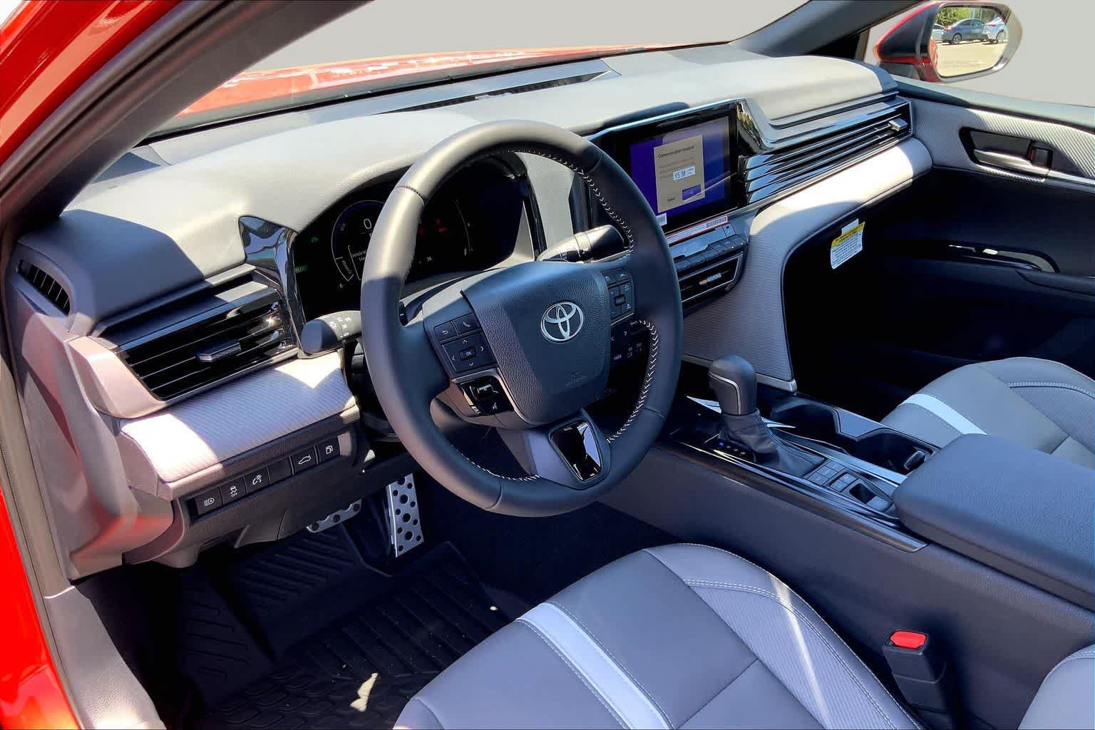 New 2026 Toyota Camry SE FWD image 8
