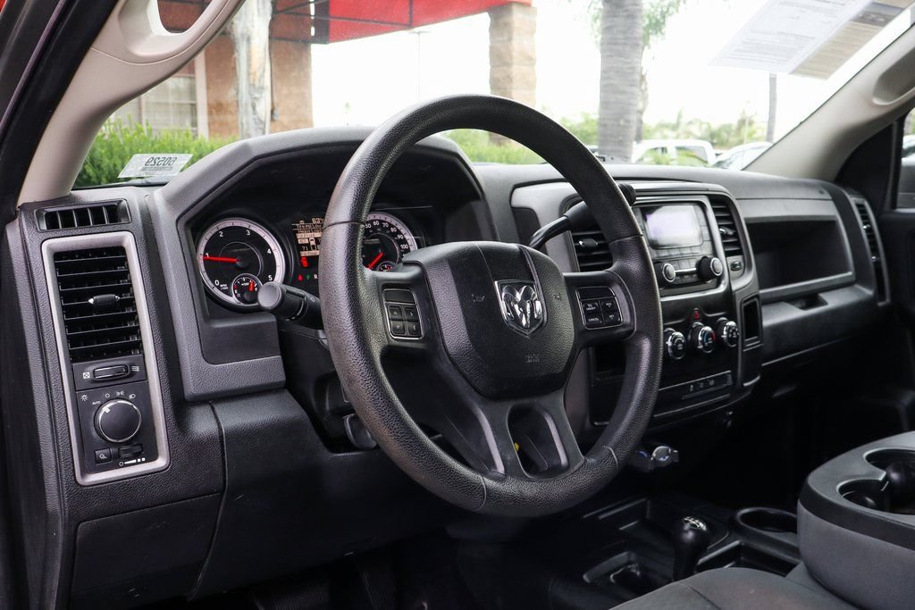 Used 2013 RAM 2500 Tradesman w/ Chrome Appearance Group AWD/4WD image 18
