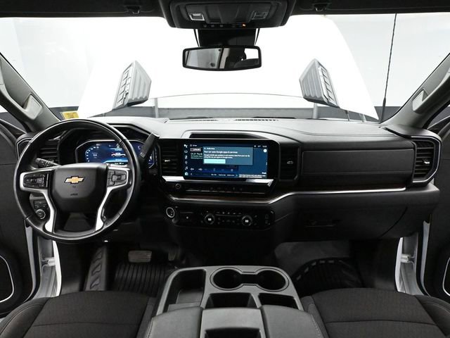 Used 2024 Chevrolet Silverado 3500 LT image 29