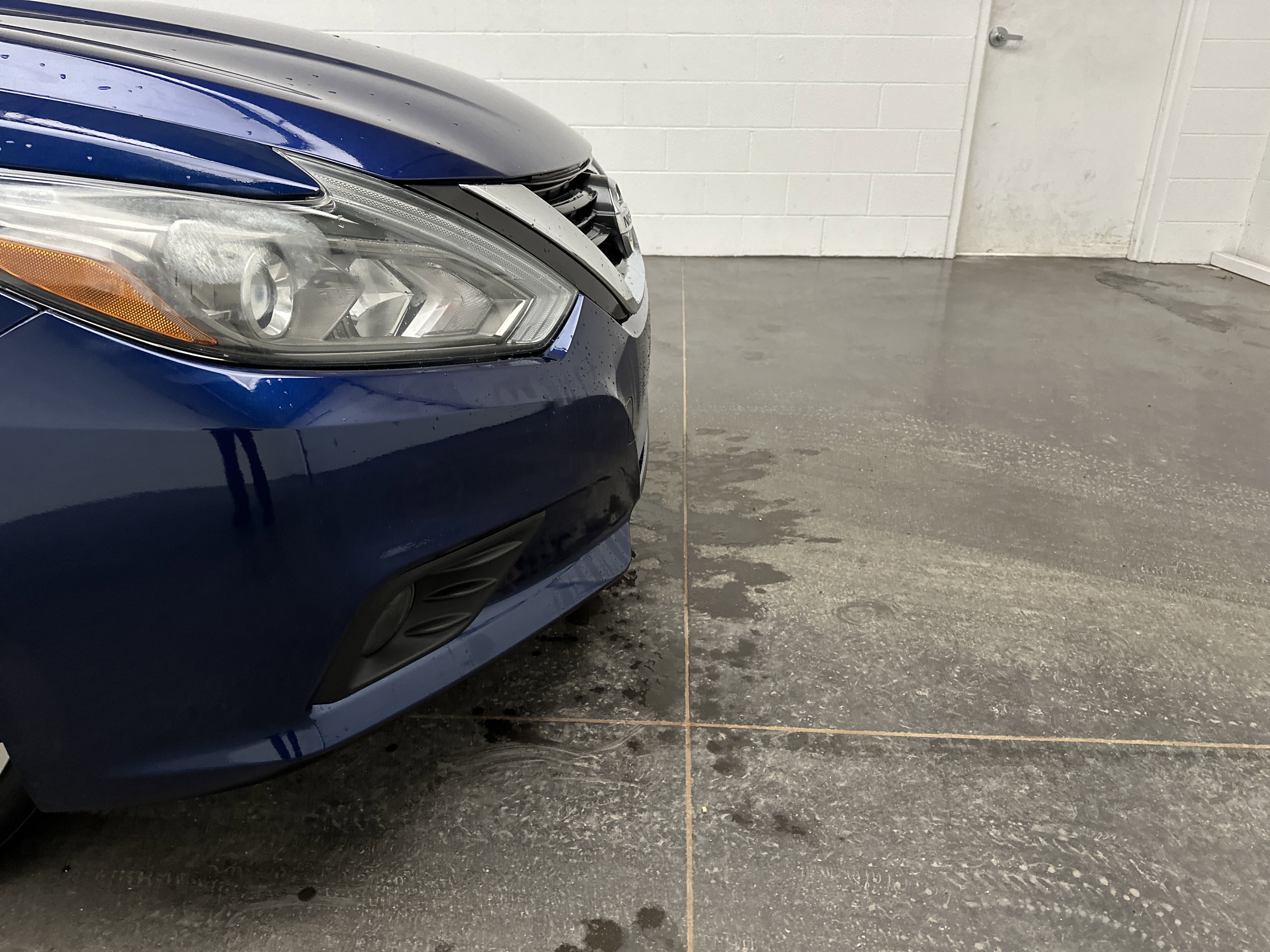 Used 2018 Nissan Altima 2.5 SR image 2