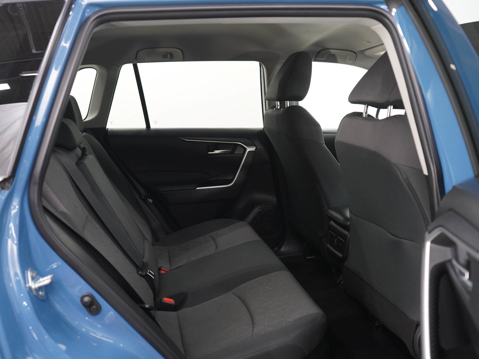 Used 2023 Toyota RAV4 AWD Hybrid image 12