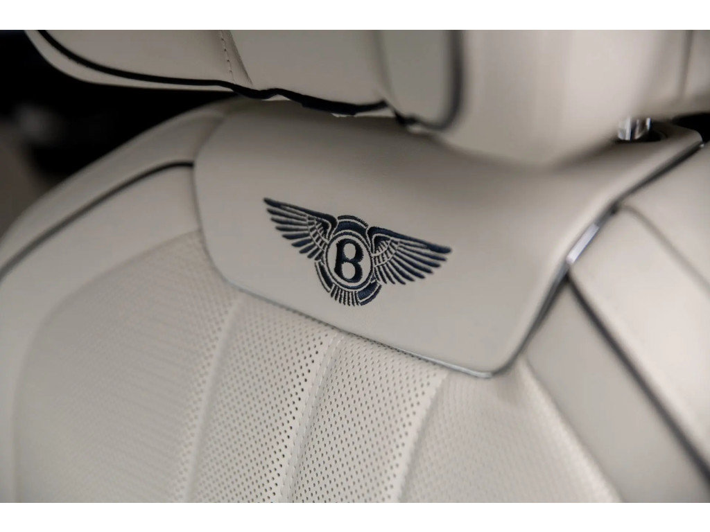 Certified 2023 Bentley Flying Spur V8 AWD/4WD image 23