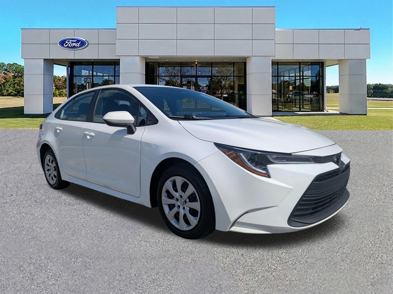 Used 2025 Toyota Corolla LE