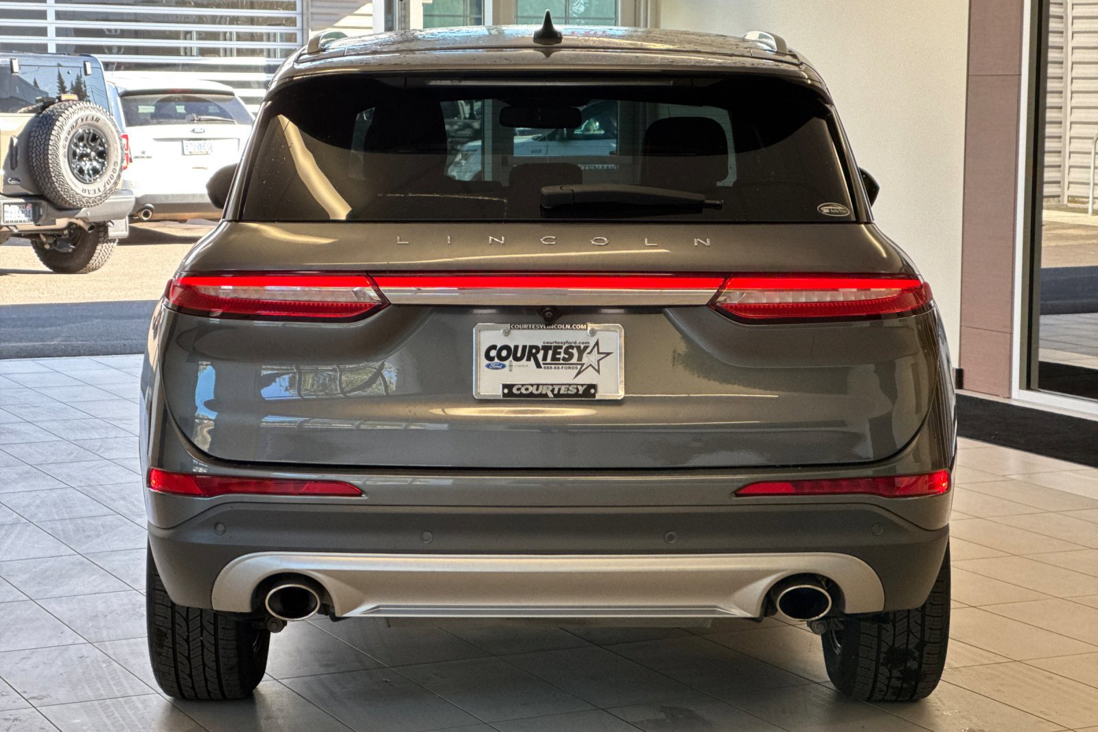 Certified 2021 Lincoln Corsair AWD w/ Equipment Group 101A image 5