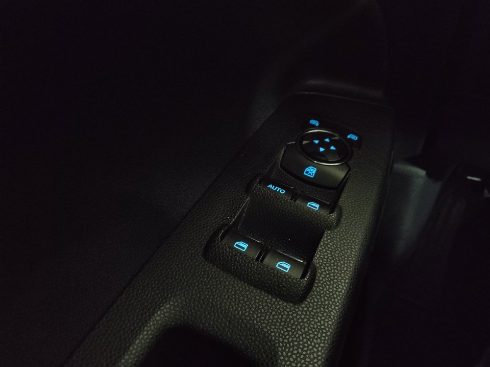 Used 2018 Ford EcoSport SE w/ SE Convenience Package FWD image 27