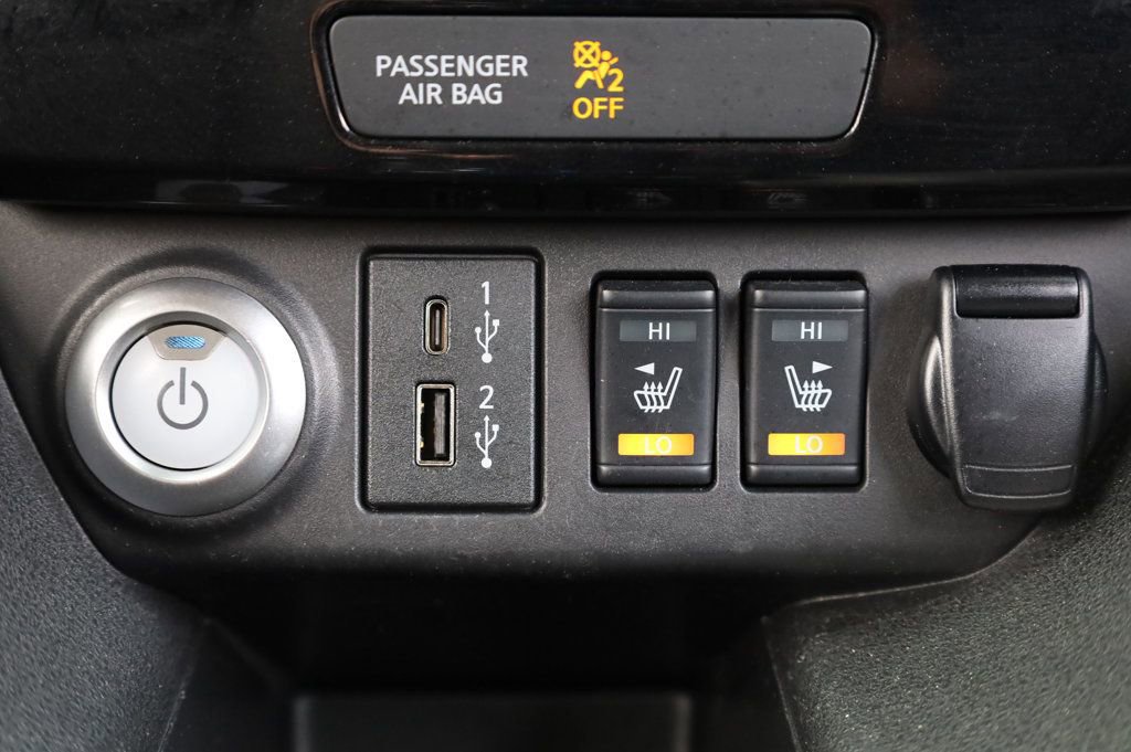 Used 2021 Nissan Leaf SV w/ SV Technology Package FWD image 42