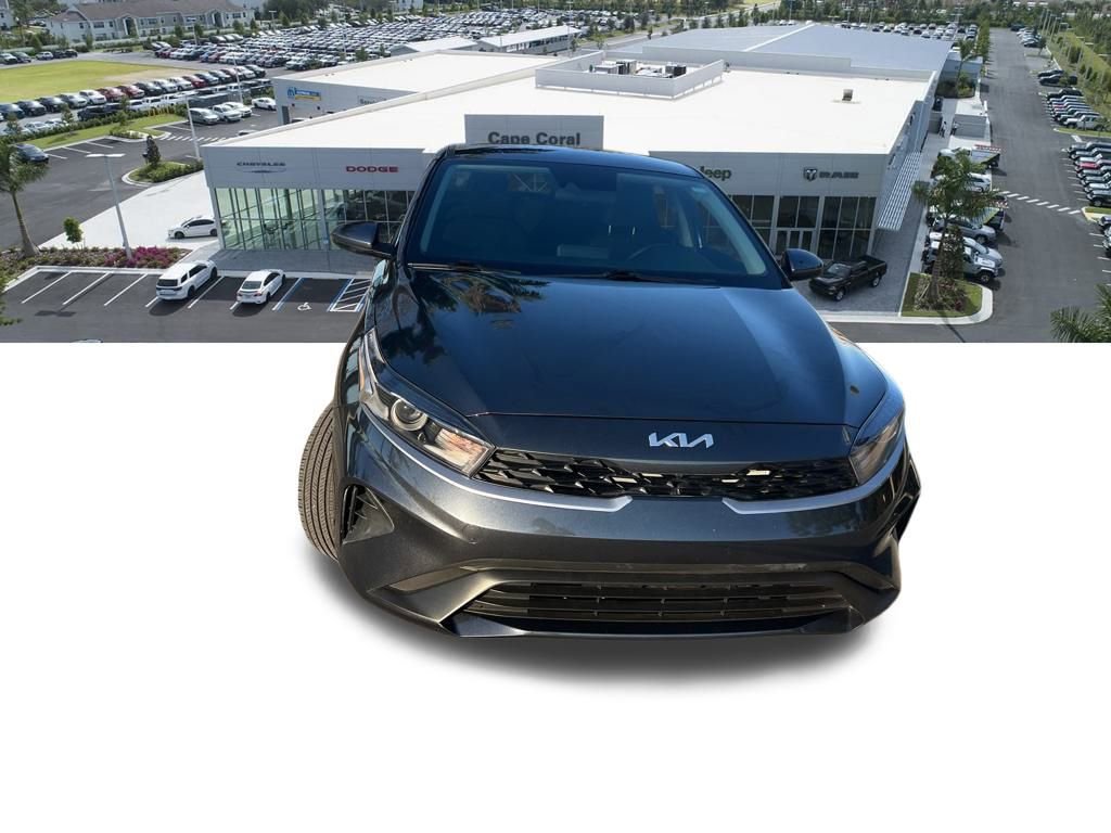 Used 2023 Kia Forte LX image 7