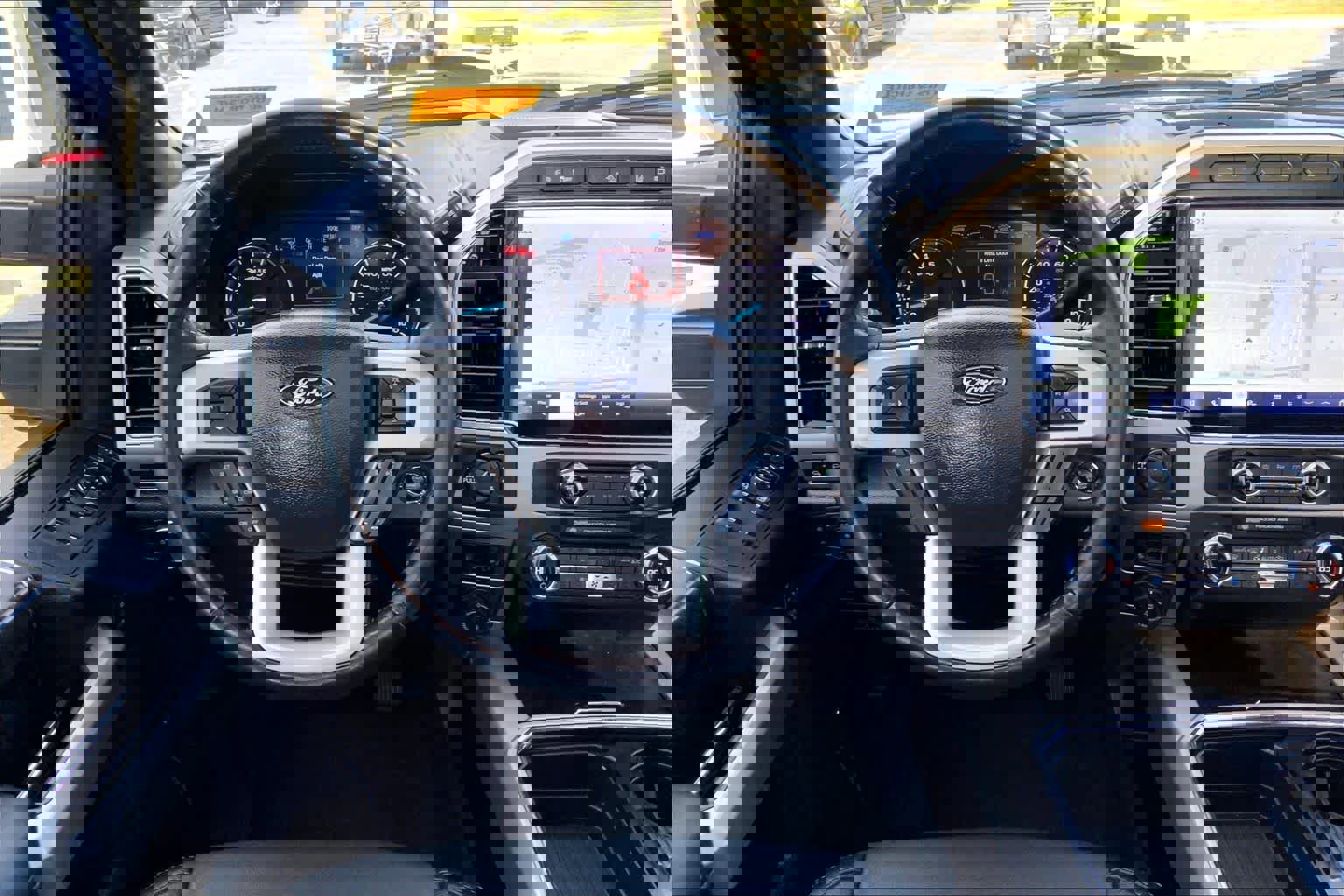 Used 2022 Ford F250 Lariat w/ Tremor Off-Road Package image 5