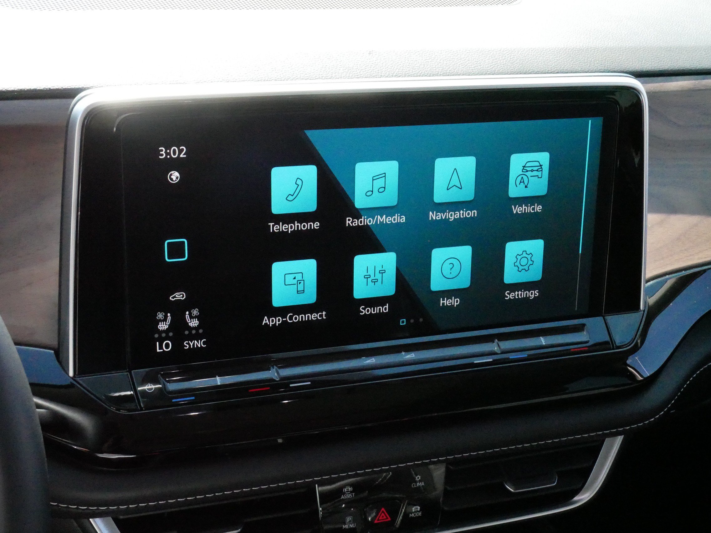 Certified 2024 Volkswagen Atlas SE AWD/4WD image 22