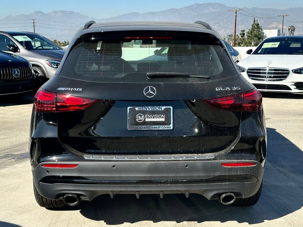 New 2025 Mercedes-Benz GLA 35 AMG 4MATIC image 8