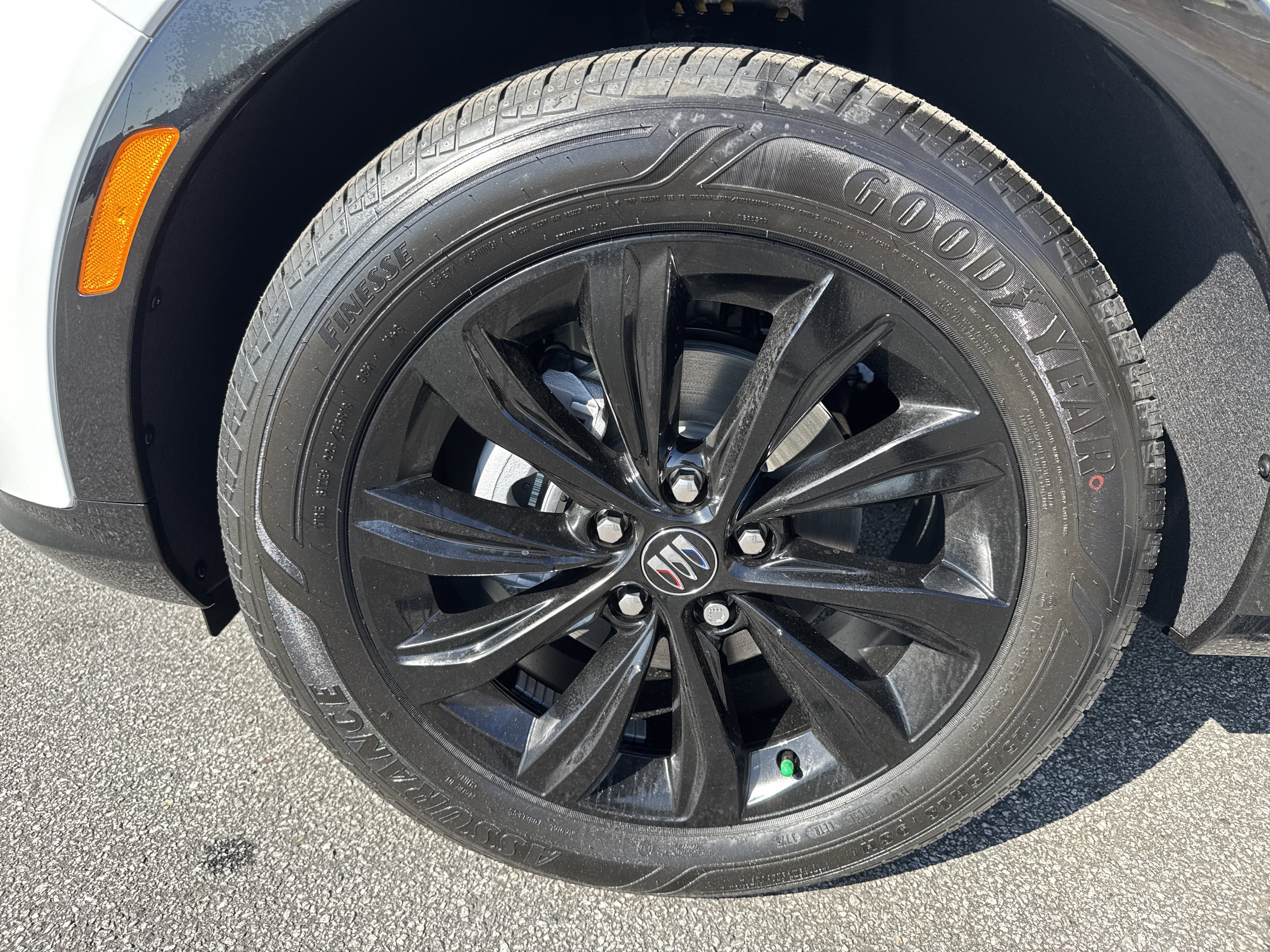 New 2026 Buick Envista Sport Touring w/ Convenience I Package image 13