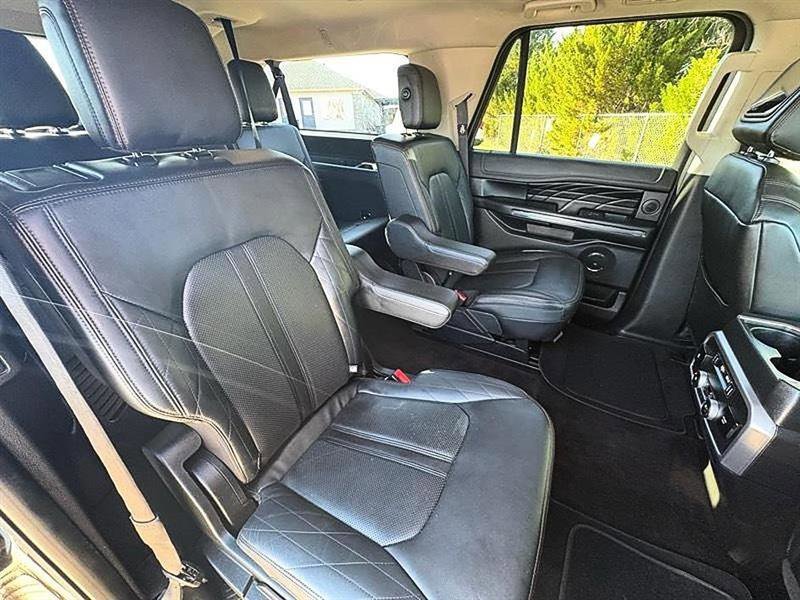 Used 2018 Ford Expedition Max Platinum image 48