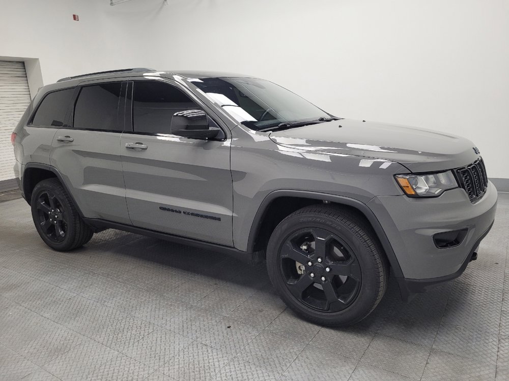 Used 2019 Jeep Grand Cherokee Laredo image 11