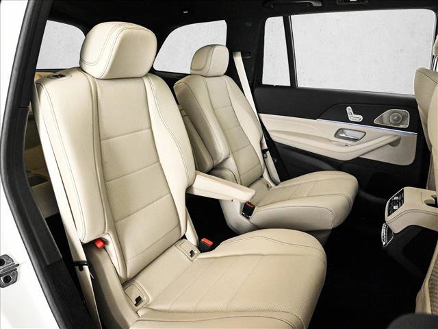 Certified 2025 Mercedes-Benz GLS 450 4MATIC image 22