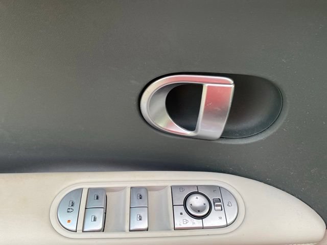 Used 2023 Hyundai Ioniq 5 Limited AWD/4WD image 18