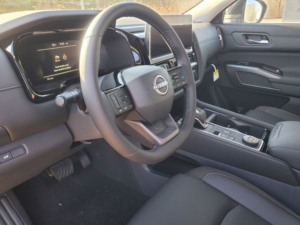 New 2026 Nissan Pathfinder SL image 15