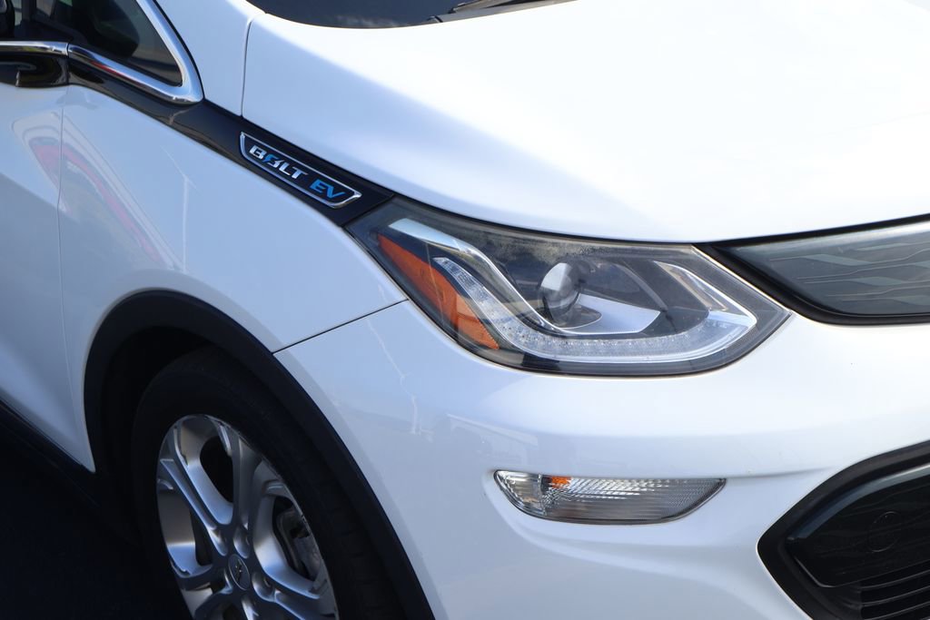 Used 2018 Chevrolet Bolt LT image 4