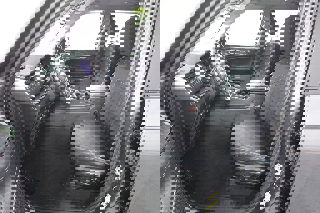 Used 2022 Jeep Grand Cherokee L Laredo w/ Luxury Tech Group I image 10