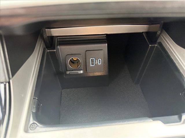 Used 2022 Ford Explorer ST-Line w/ Class IV Trailer Tow Package RWD image 12