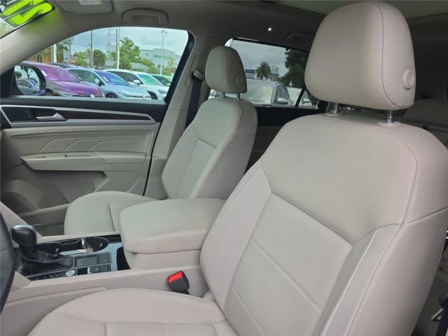 Used 2023 Volkswagen Atlas SE w/ Panoramic Sunroof Package FWD image 20
