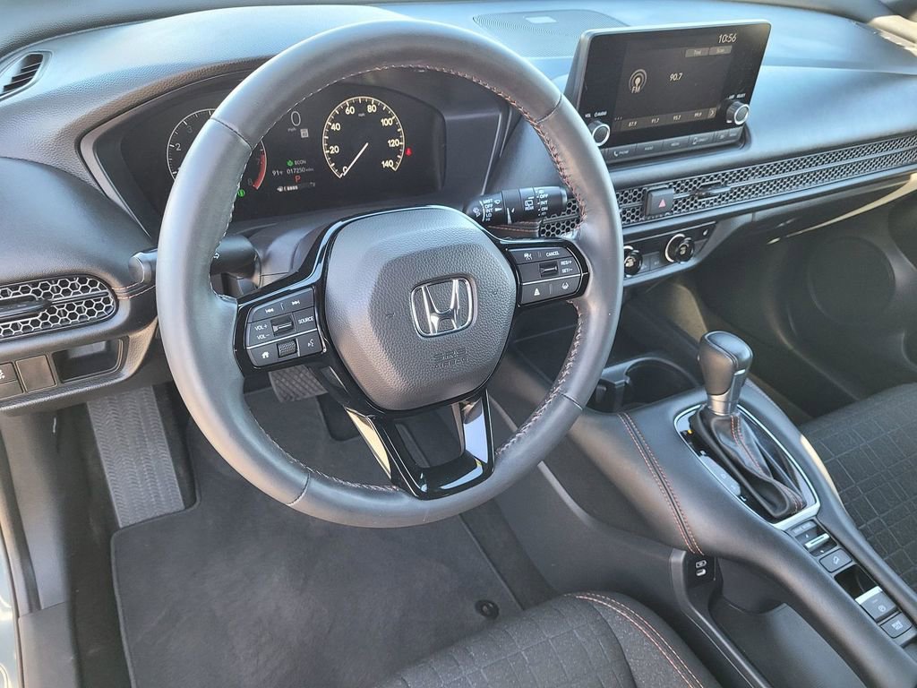 Used 2025 Honda HR-V Sport image 8