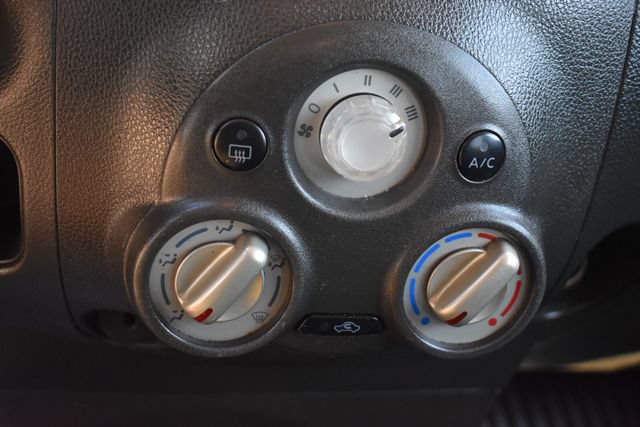 Used 2012 Nissan Cube 1.8 S w/ Interior Designer Pkg FWD image 25