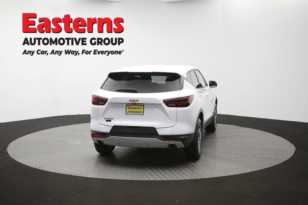 Used 2025 Chevrolet Blazer LT FWD image 41