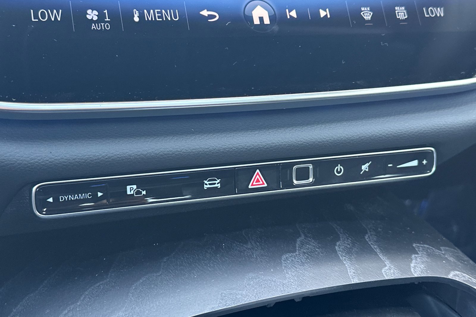 New 2026 Mercedes-Benz E 350 4MATIC Sedan image 20