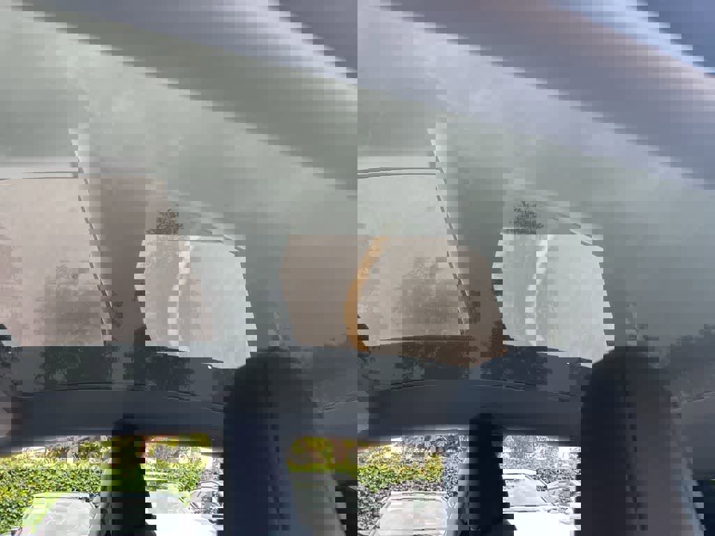 Used 2026 Tesla Model Y 2WD image 8