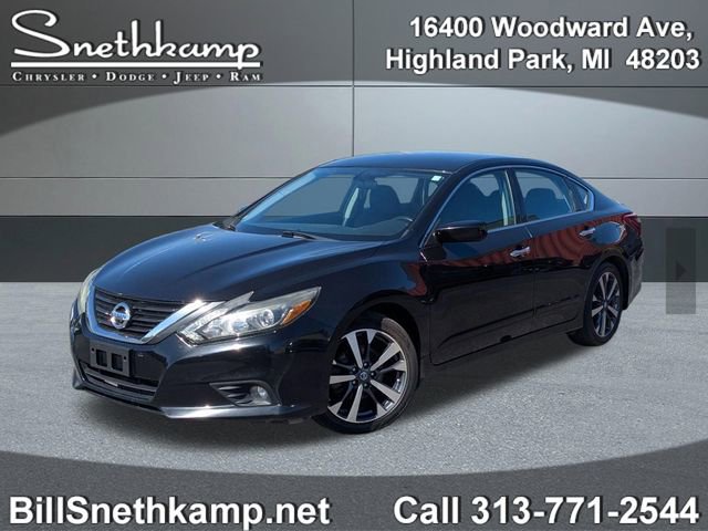 Used 2017 Nissan Altima 2.5 SR w/ LED Appearance Package FWD image 1