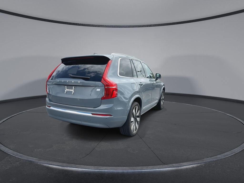 Used 2023 Volvo XC90 T8 Ultimate w/ Protection Package Premier image 8