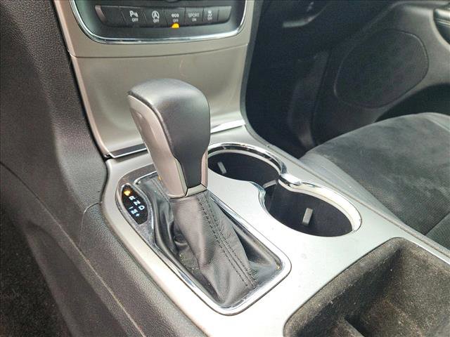 Used 2018 Jeep Grand Cherokee Altitude image 11