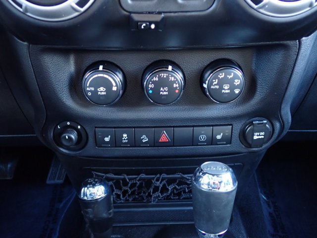 Used 2014 Jeep Wrangler Rubicon AWD/4WD image 18