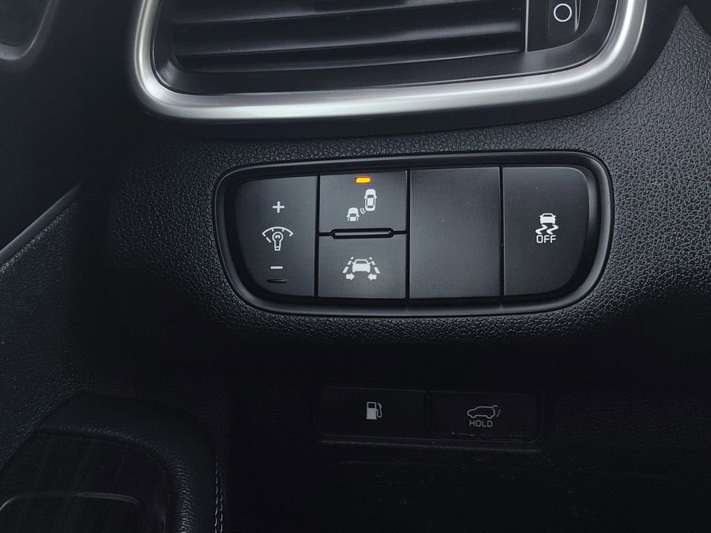Used 2019 Kia Sorento EX image 11