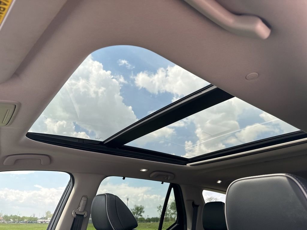 Used 2023 Honda Pilot Elite image 6