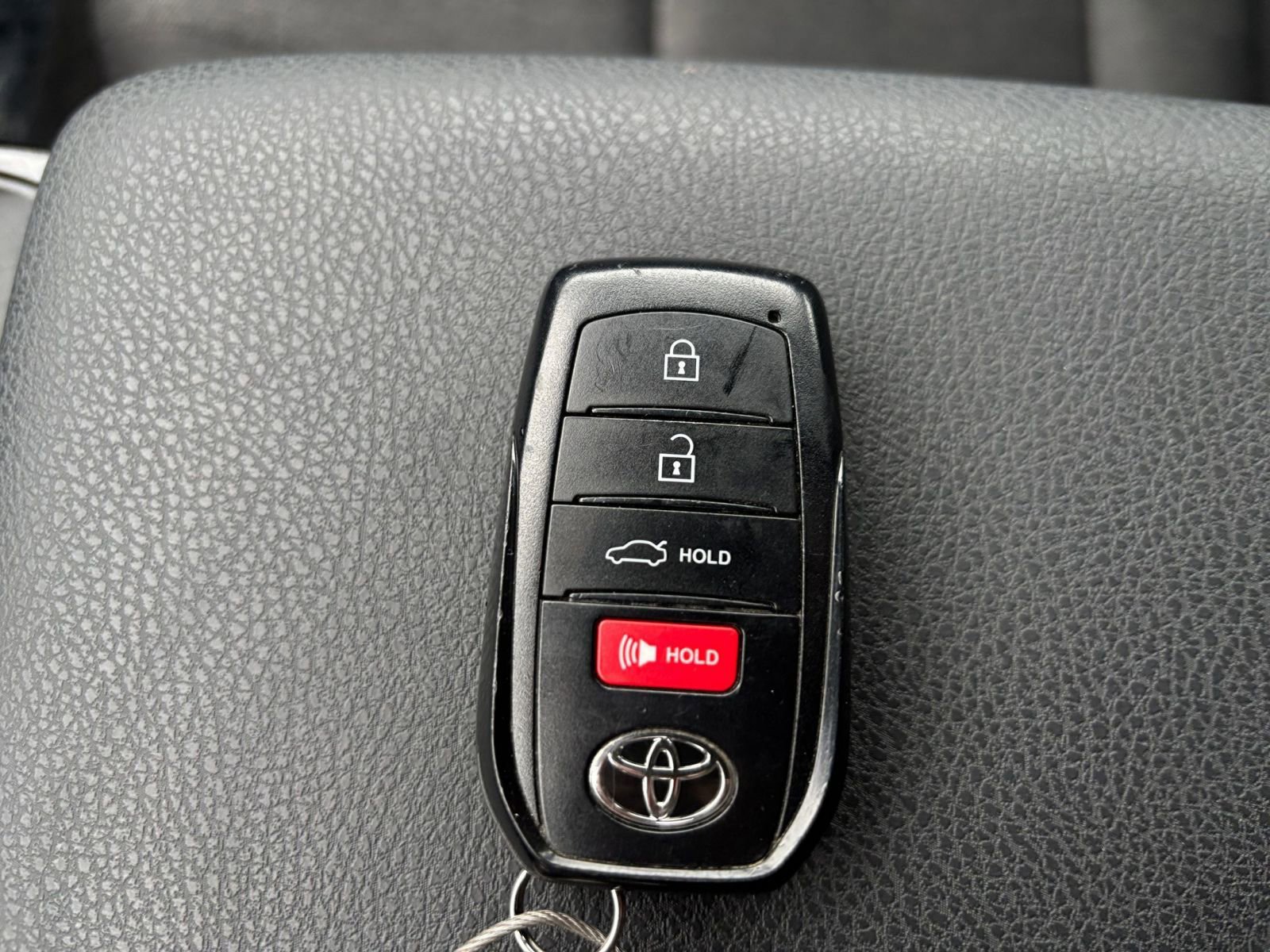 Used 2025 Toyota Camry LE image 22