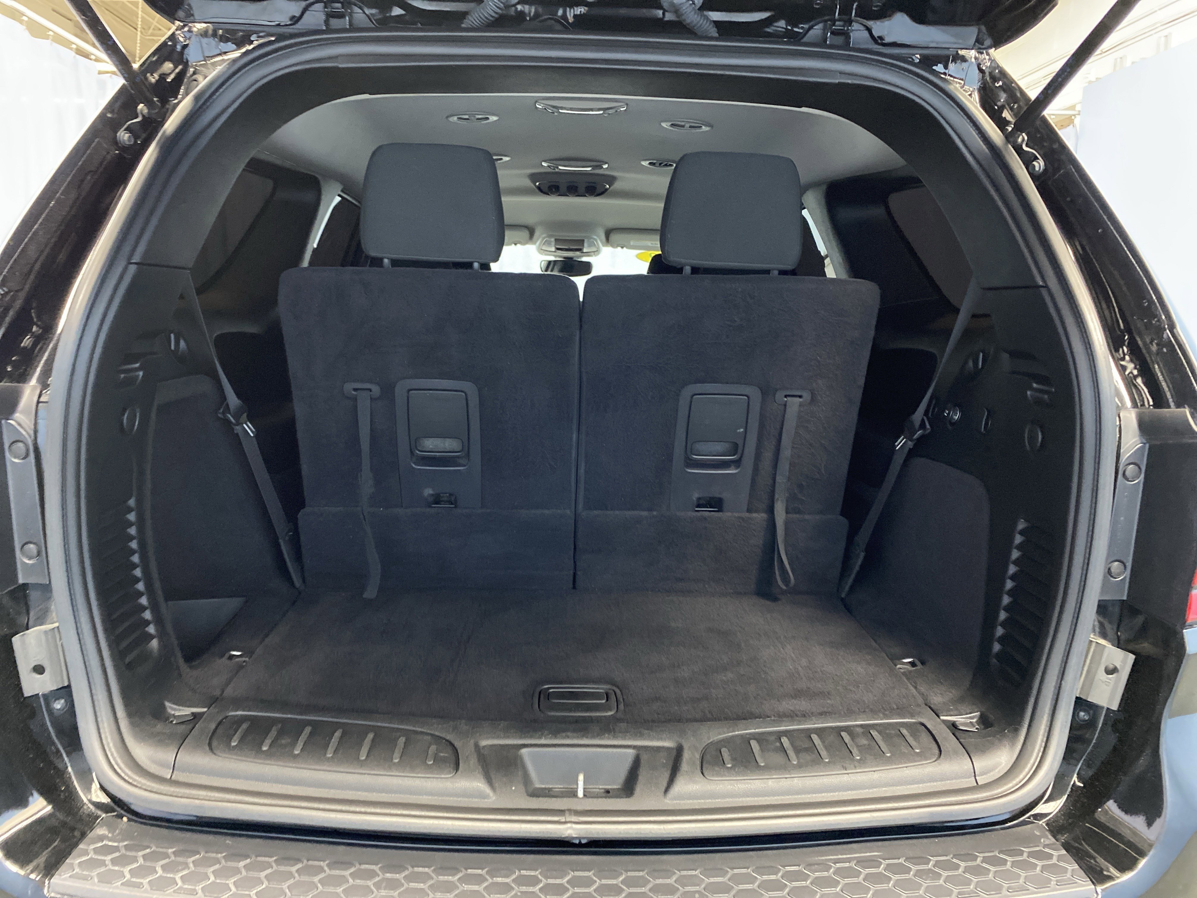 Used 2020 Dodge Durango SXT w/ 3rd Row Seating Group image 33