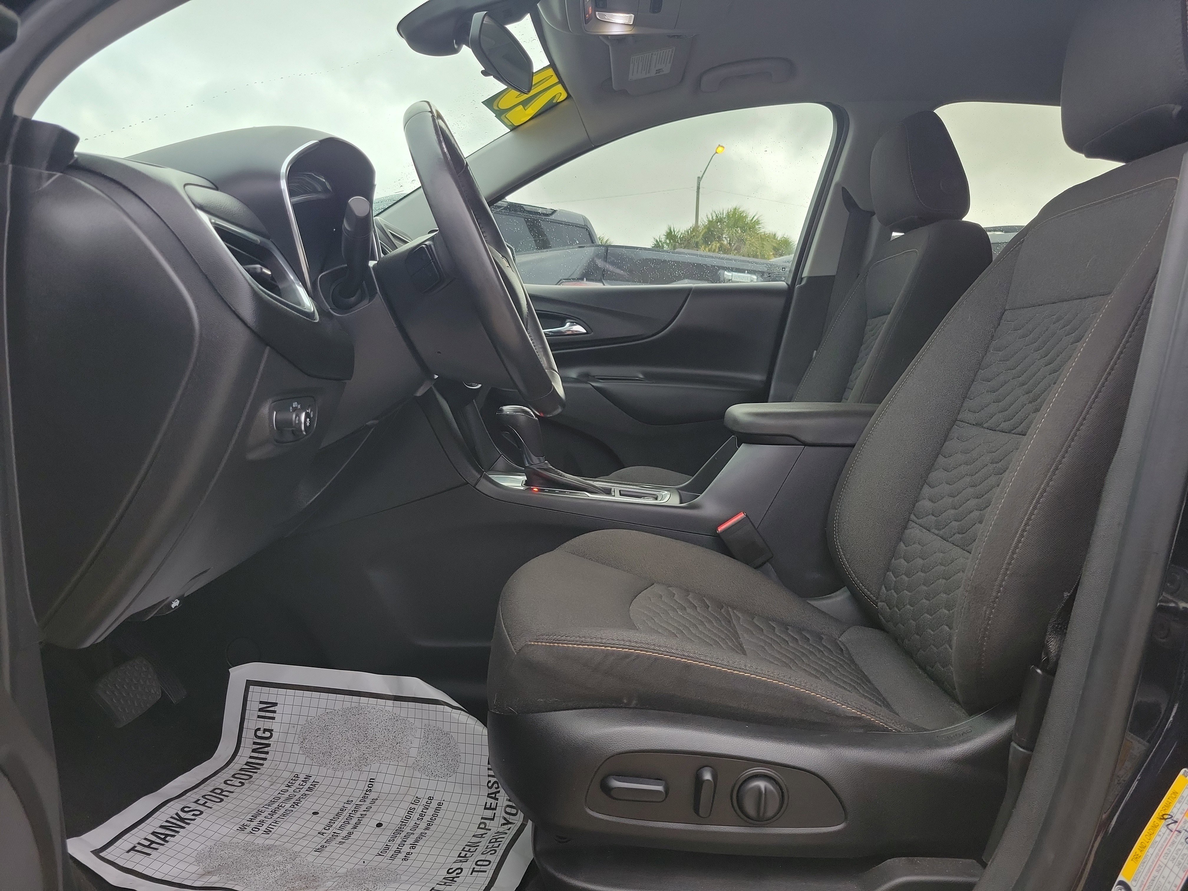 Used 2020 Chevrolet Equinox LT FWD image 11