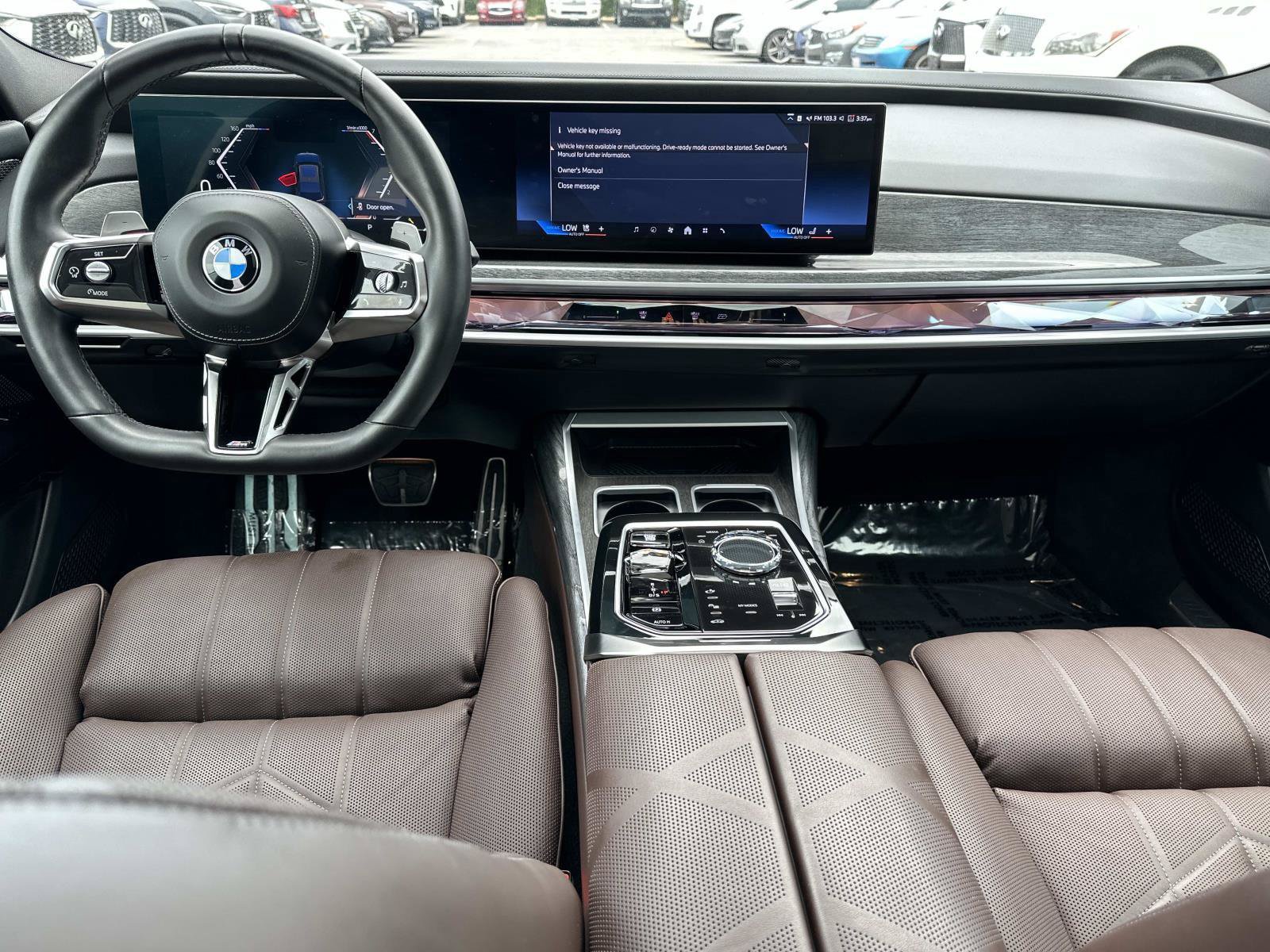 Used 2023 BMW 760i xDrive w/ Parking Assistance Package AWD/4WD image 10