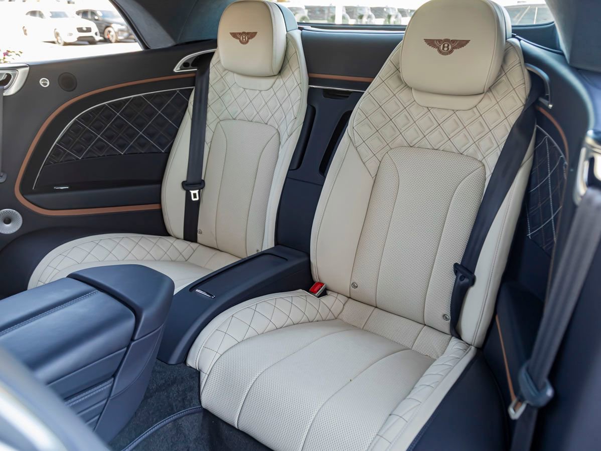 Used 2024 Bentley Continental GT Mulliner AWD/4WD image 27