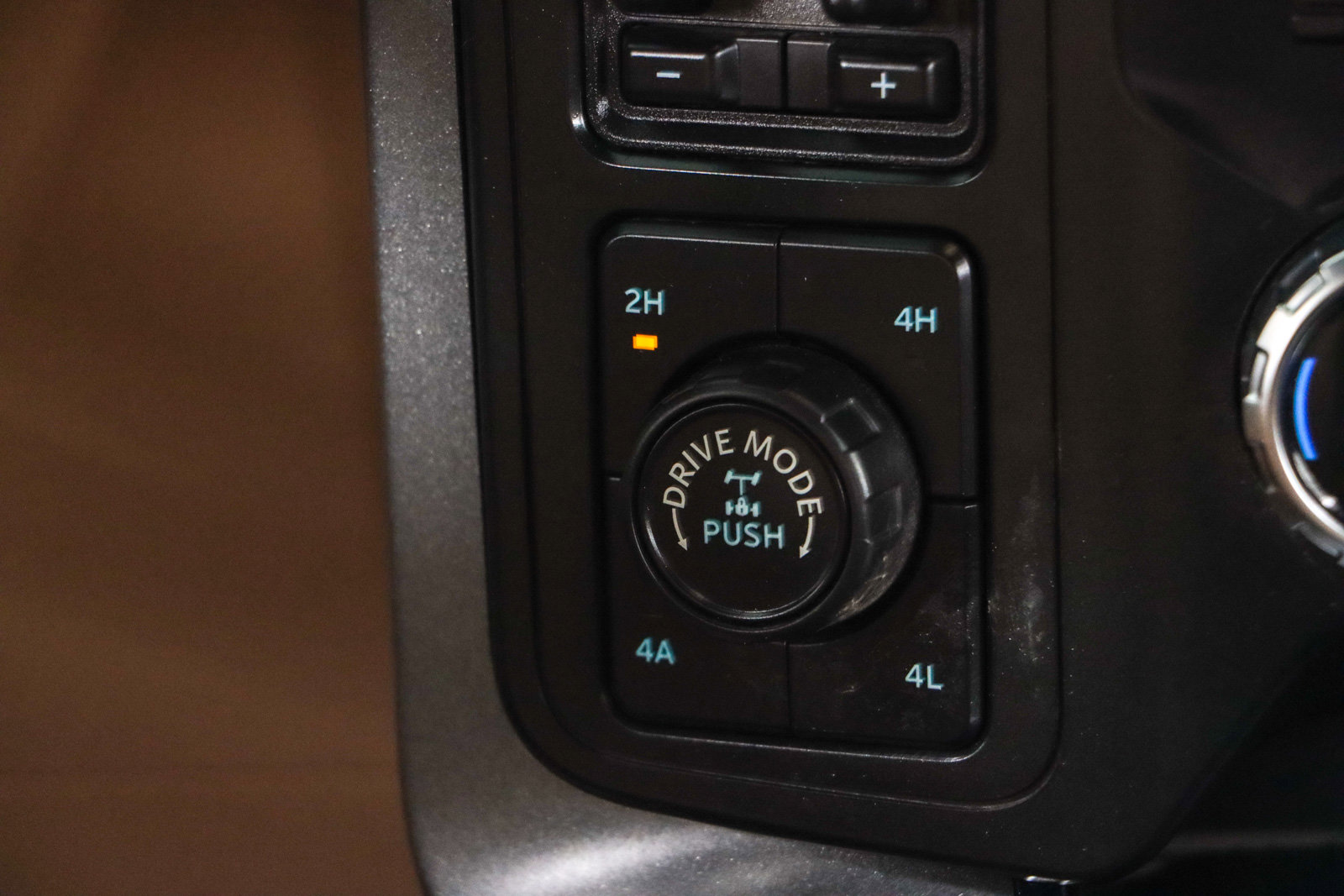 Used 2023 Ford F150 Lariat image 22