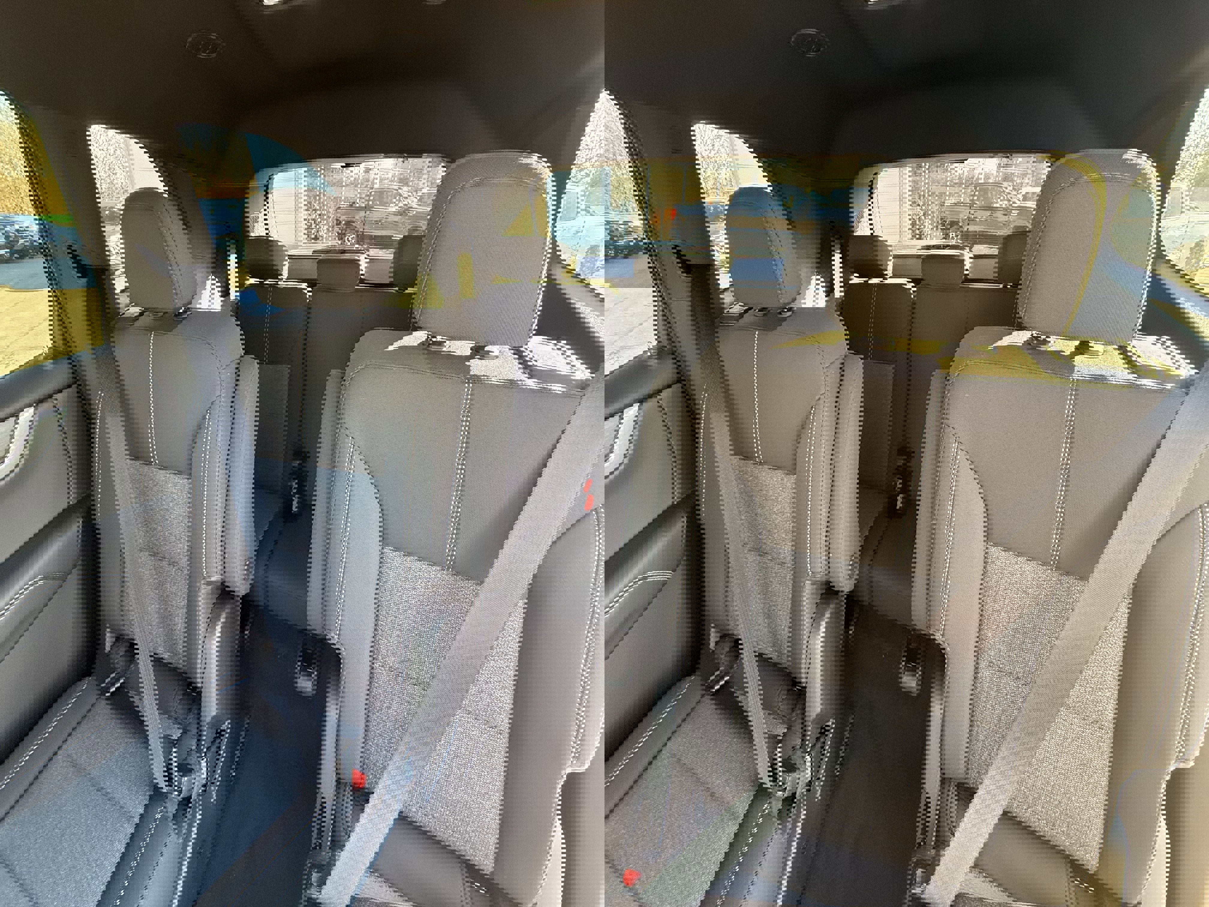 New 2026 GMC Acadia Elevation image 18