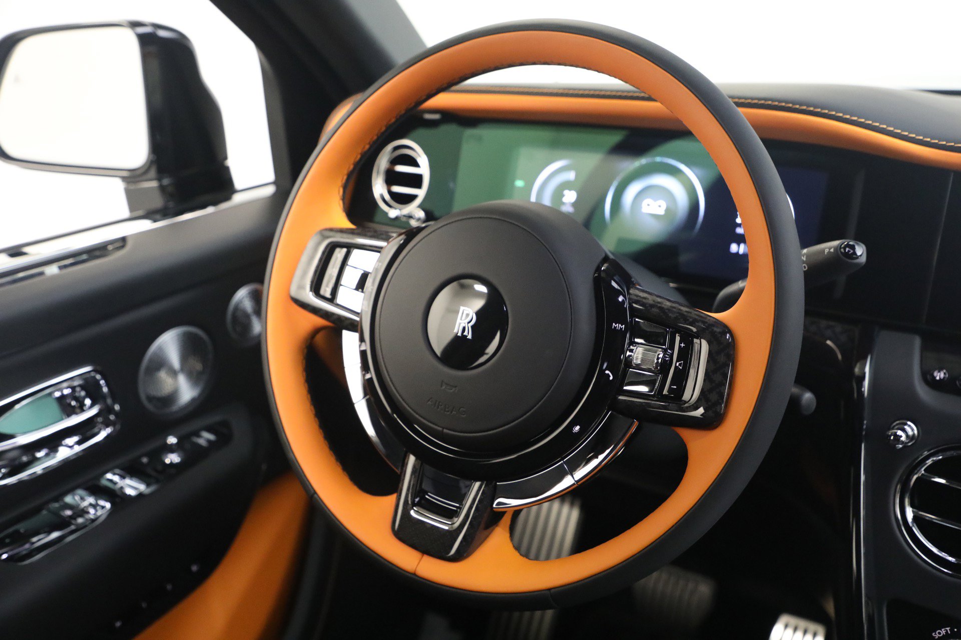 Certified 2026 Rolls-Royce Cullinan Black Badge image 29