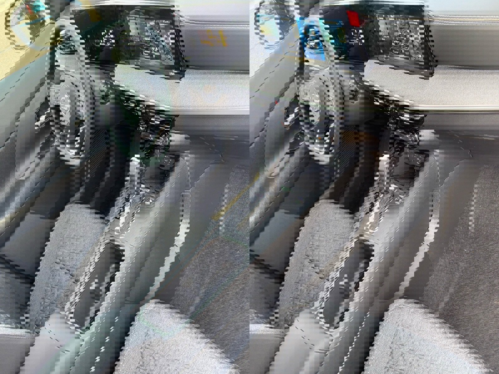 New 2026 Nissan Kicks SV image 11