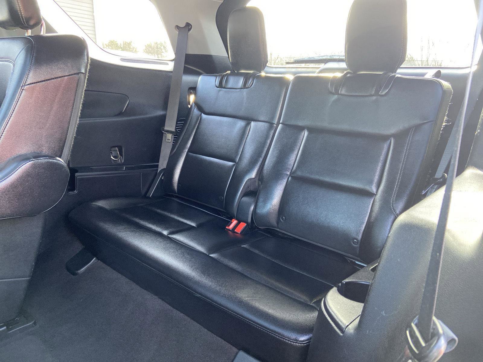 Used 2021 Ford Explorer XLT w/ Equipment Group 202A image 30