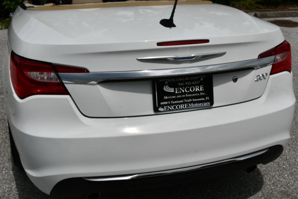 Used 2012 Chrysler 200 Limited FWD image 10